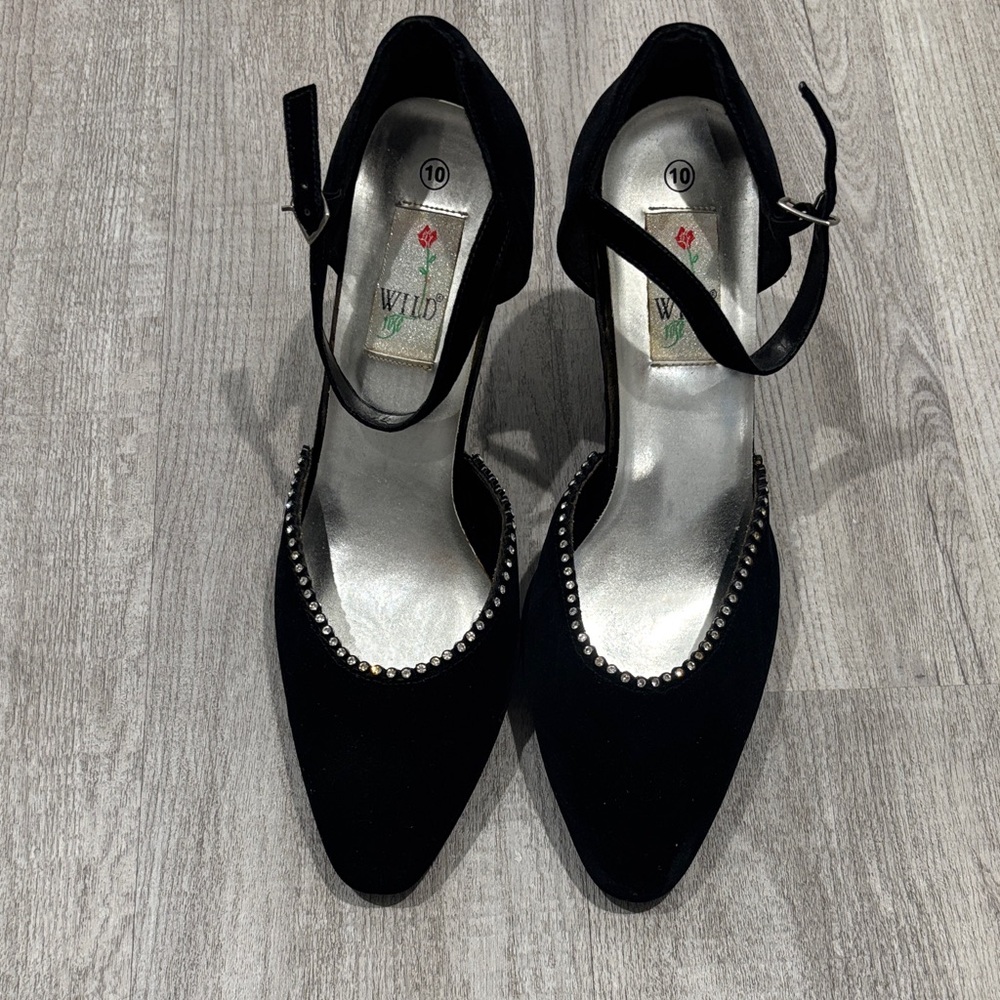 Wild Rose Black Heels with Silver Studs